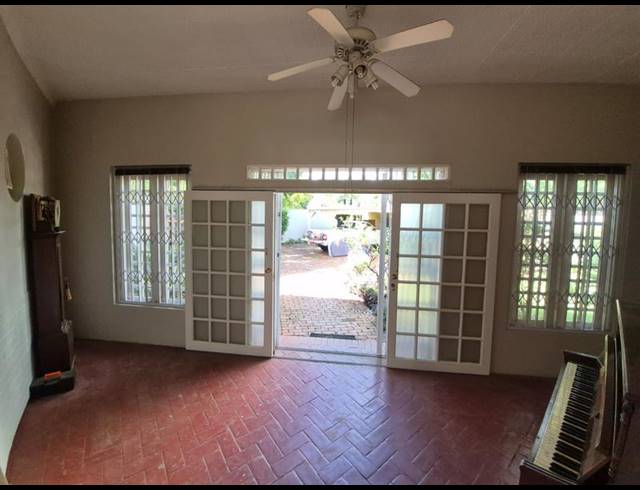 2 BEDROOM PROPERTY TO RENT IN BROOKLYN